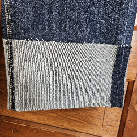 Womens Size 16 cropped cuffed boyfriend jeans medium dark Distressed BTN Zip - Picture 10 of 13